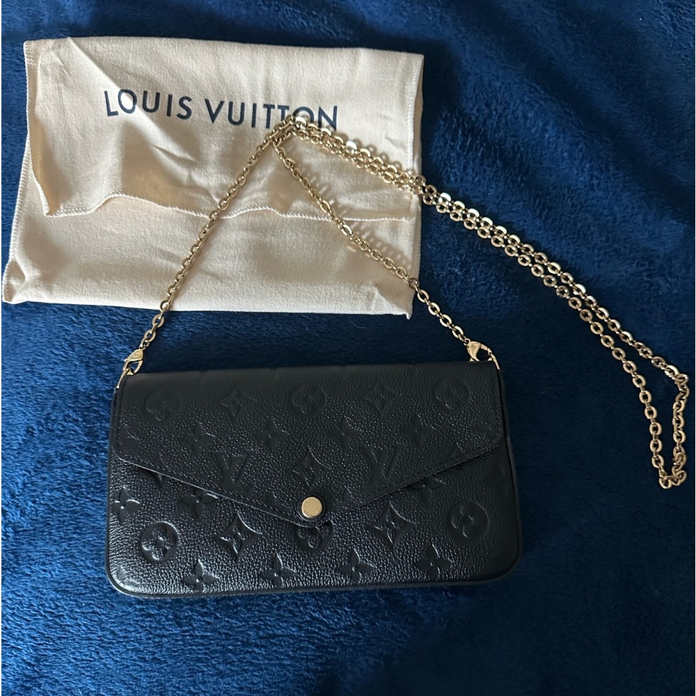 Louis Vuitton Clutch
